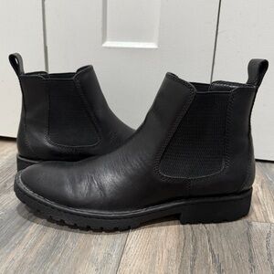Born Julian Dark Chelsea Boot